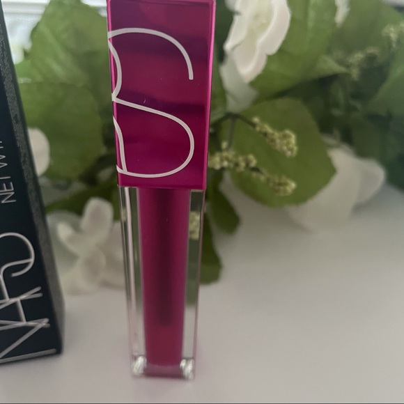 SOLD OUT NARS Lip Tint - Picture 4 of 10